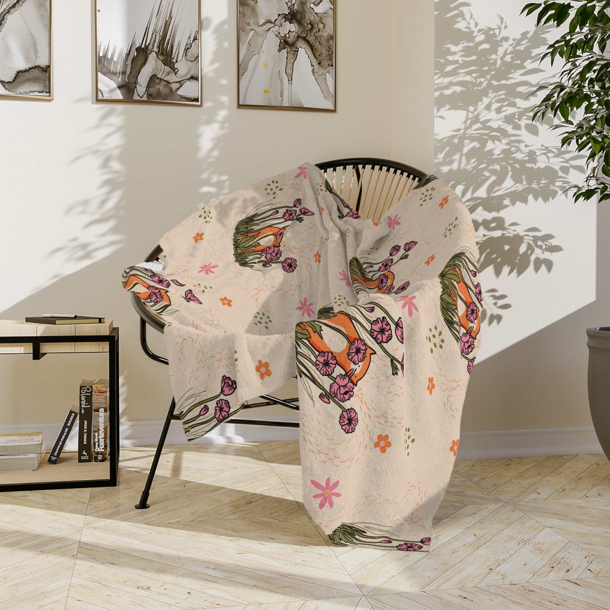 Floral Cat Microfiber Blanket — Soft Velveteen Animal Print Throw for Nursery & Cozy Home