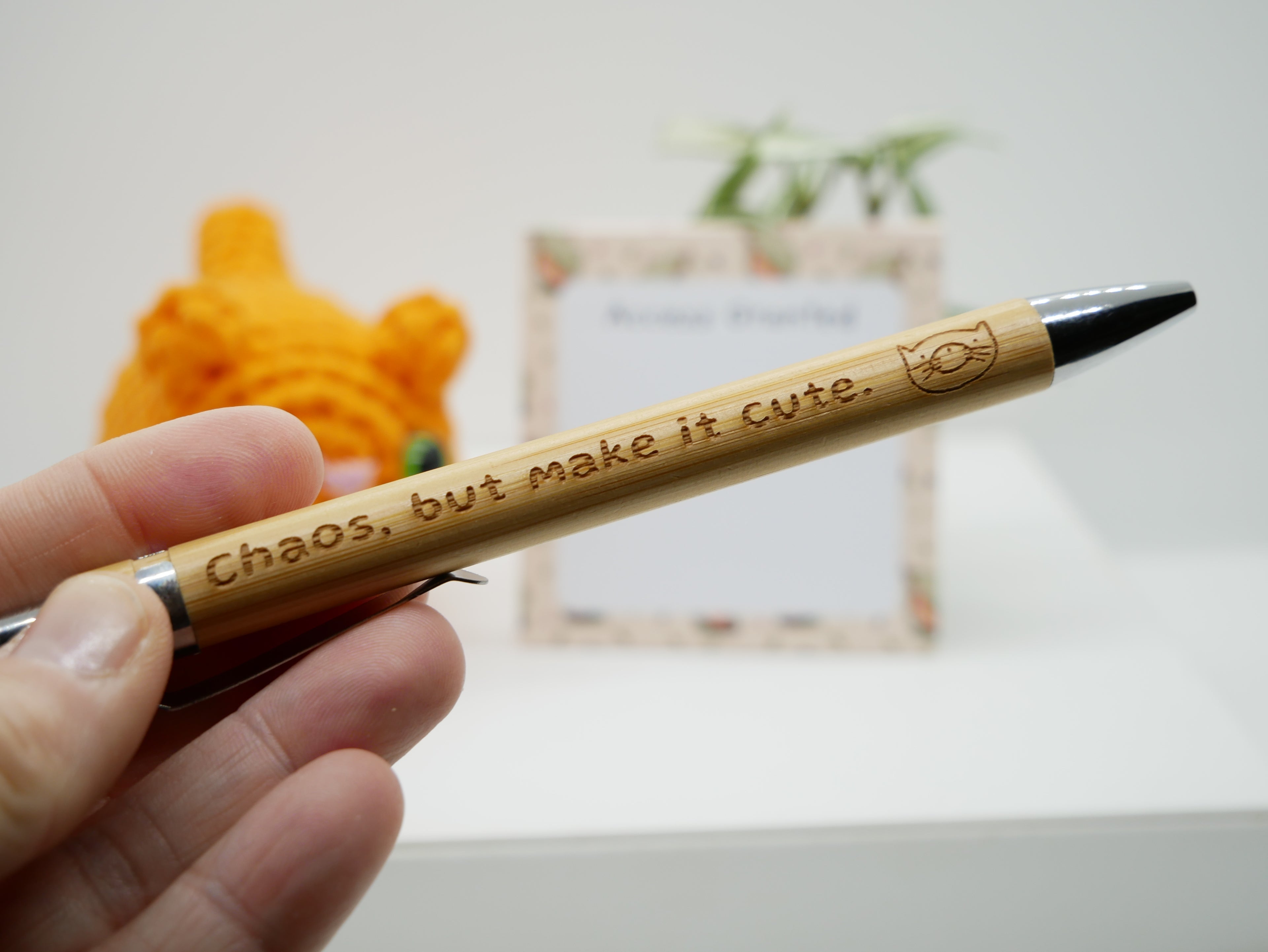 Simba Sticky Notes & Engraved Bamboo Pen Desk Set – Cat Lover Stationery