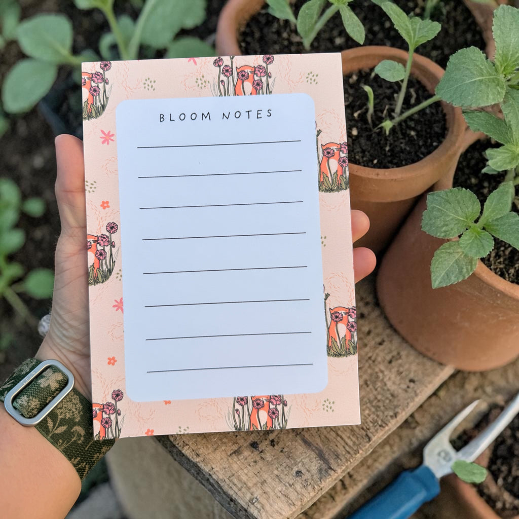 Bloom Notes – 5x7 Notepad (Simba in the Poppies)