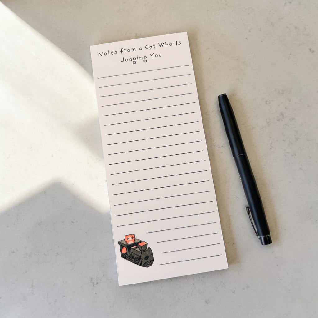 Notes From a Cat Who Is Judging You – Magnetic 30 Page To Do List Notepad
